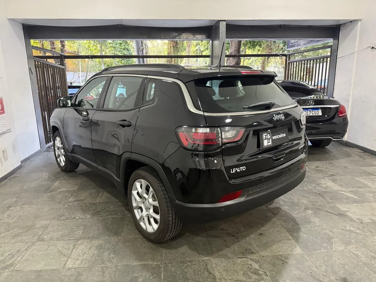 Jeep Compass 2026 em excelente estado - Imagem principal